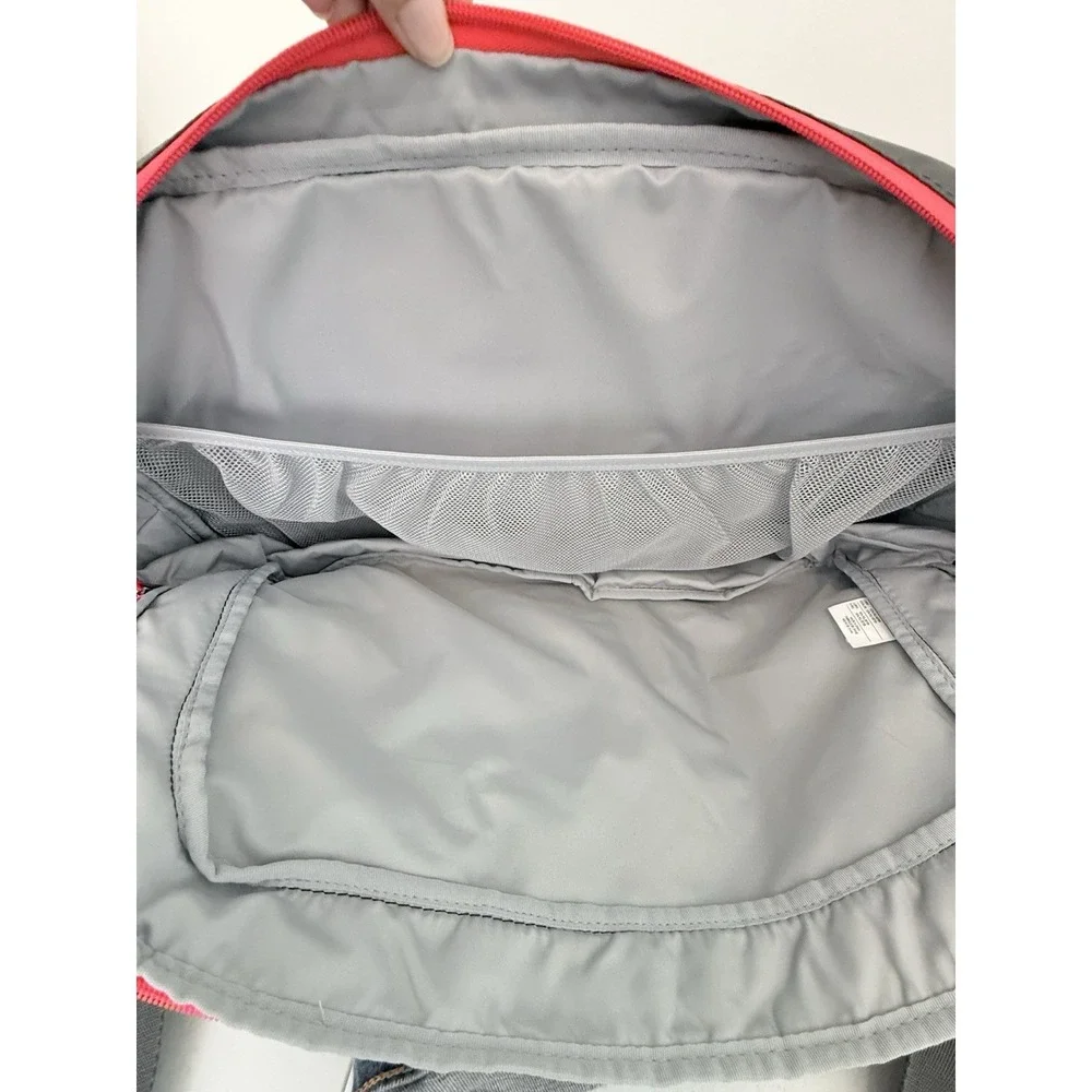 Nike Speed Run Athlete Duffel Bag Sports Travel Adjustable Strap Black